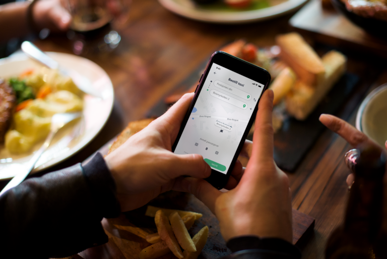 Nå kan du bestille sammen med flere venner! - Ridel